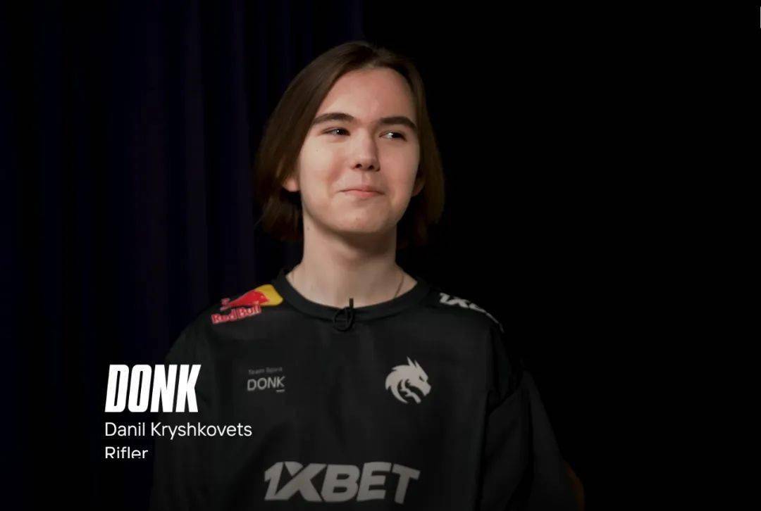 斯库特维克托的辉煌进化造成了爆炸性伤害。老贼和飞机无敌。 JD Gaming 击败了皇家蓝队